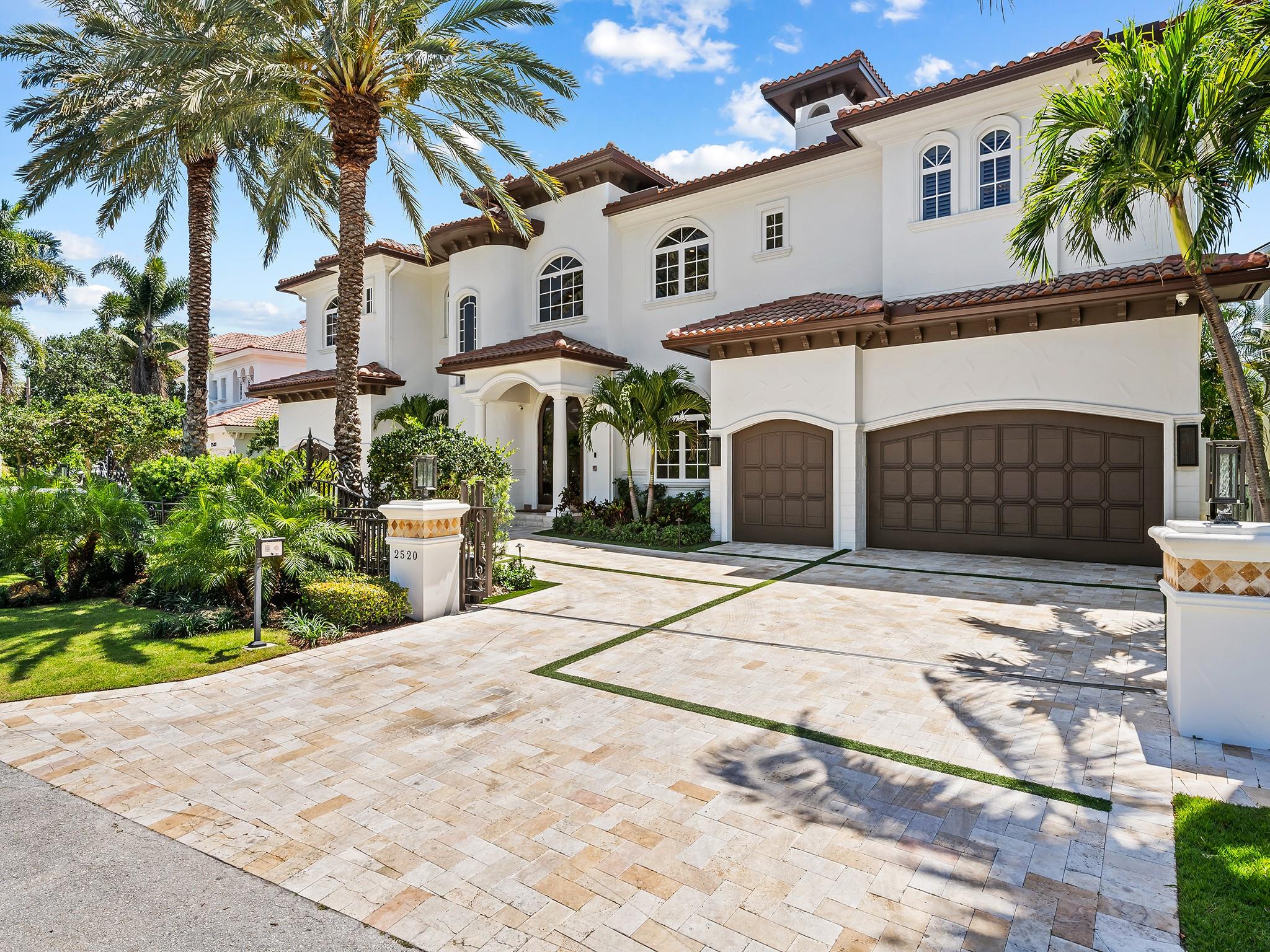 LIGHTHOUSE POINT 5TH SEC 39-25 - Residential