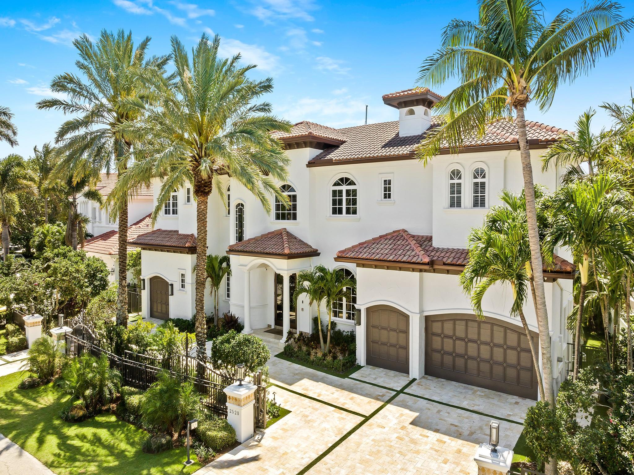 LIGHTHOUSE POINT 5TH SEC 39-25 - Residential