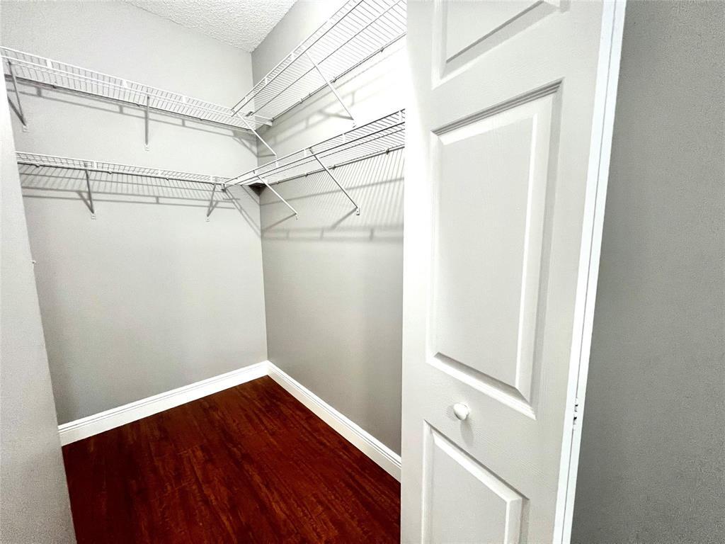 UNIVERSITY PARC RESIDENCES CONDO - Residential