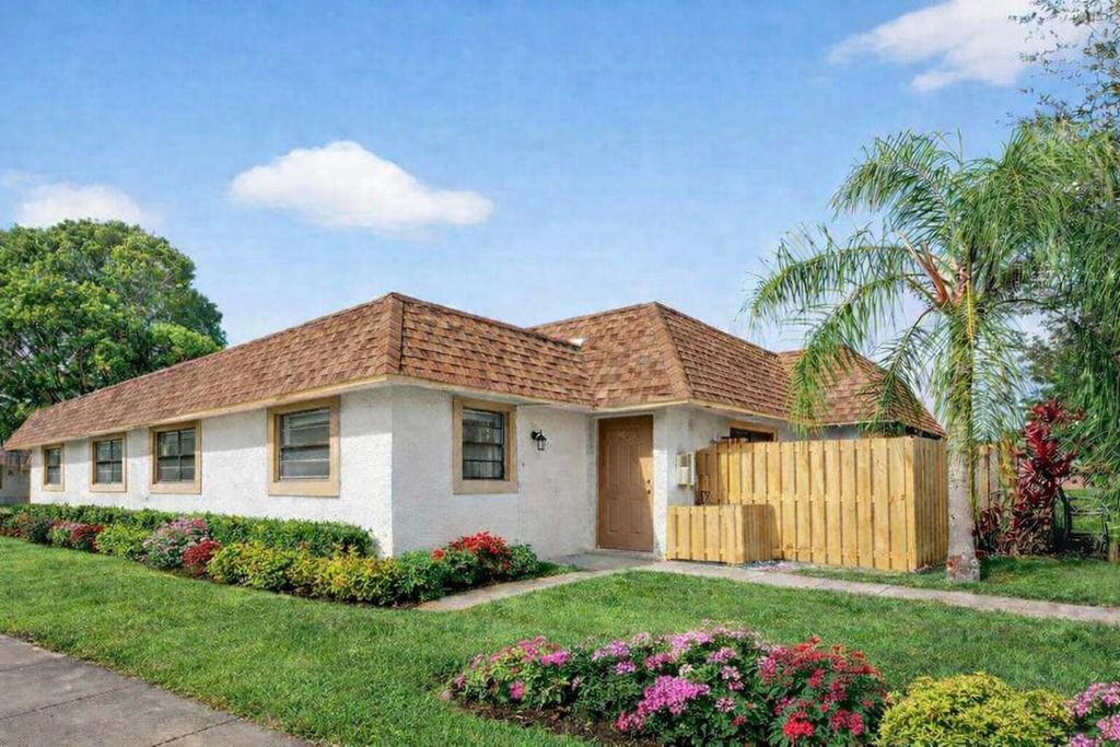 Photo of 9414 NW 49th Place #14, Sunrise, FL 33351 (MLS # B26011640)