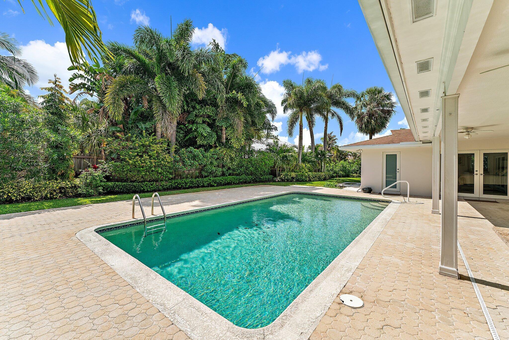 Golf Course Addition to the Village of North Palm - Residential