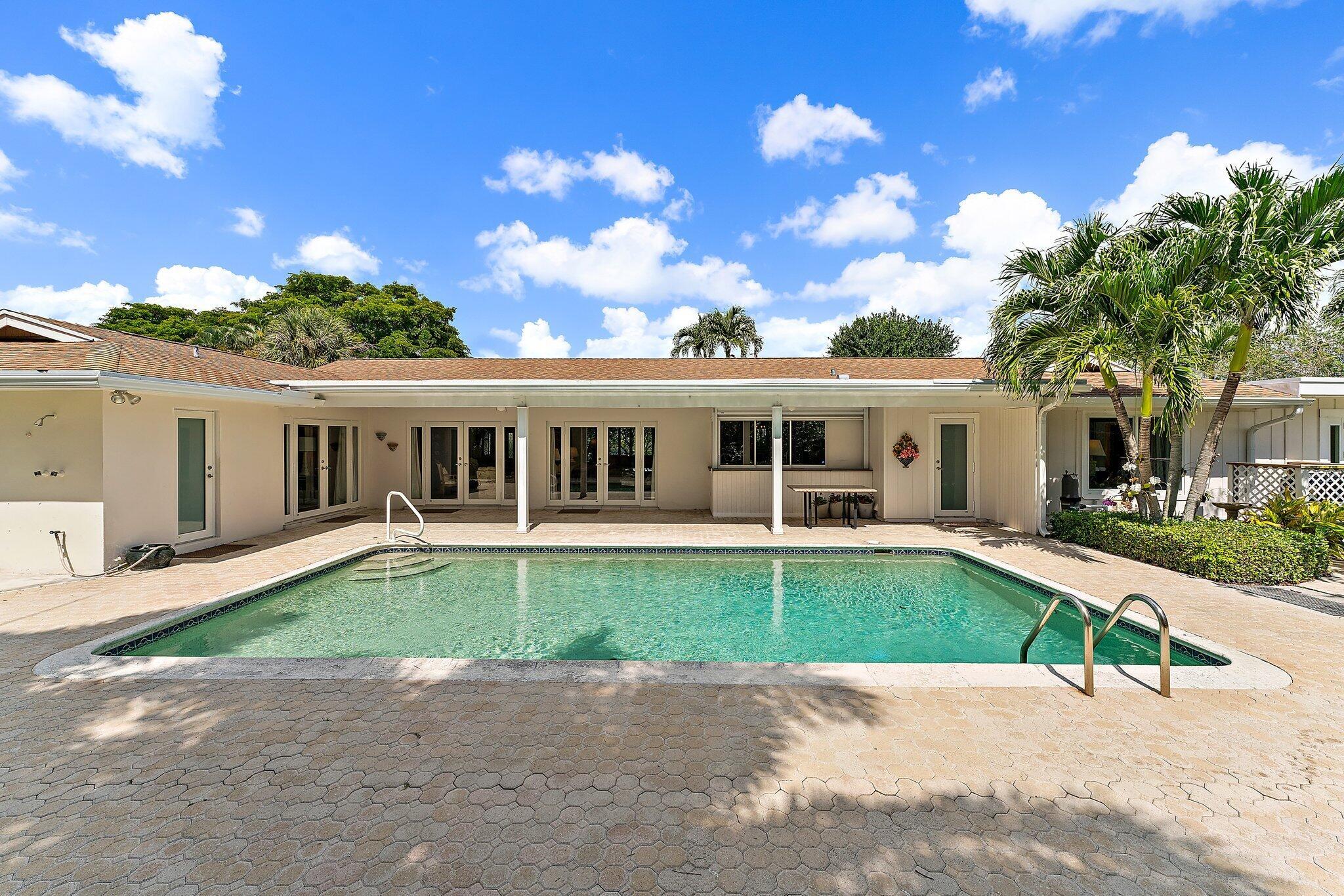 Golf Course Addition to the Village of North Palm - Residential