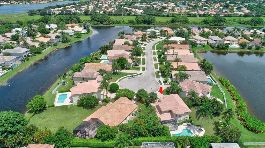 THE SHORES - Residential