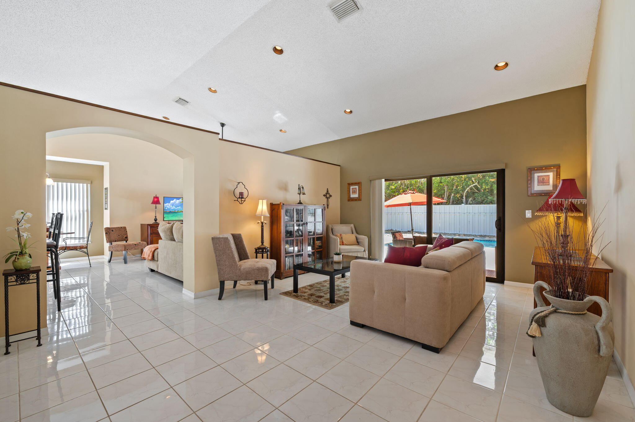 4740 NW 75th Street NW