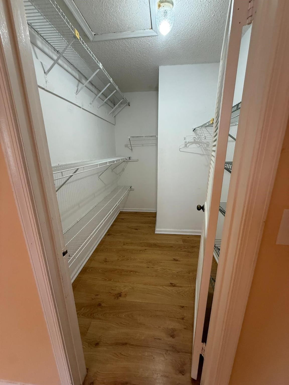 Grenadier Lakes At Welleb - Residential Lease