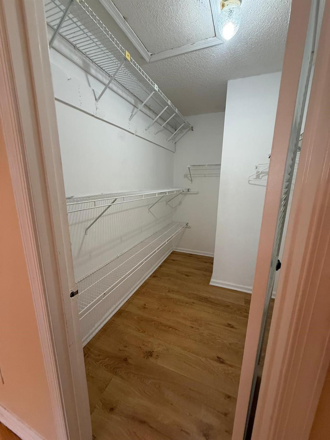 Grenadier Lakes At Welleb - Residential Lease