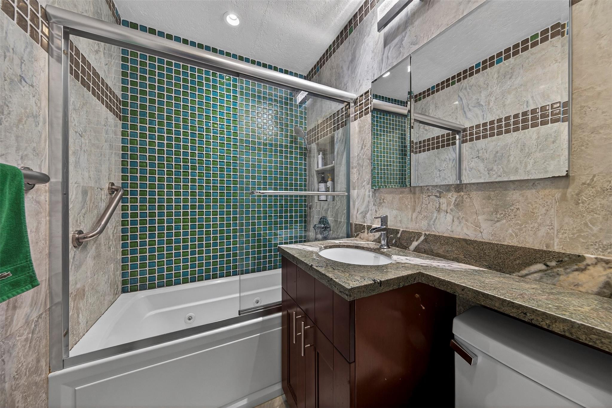 Gulfstream Estates 37-6 B - Residential