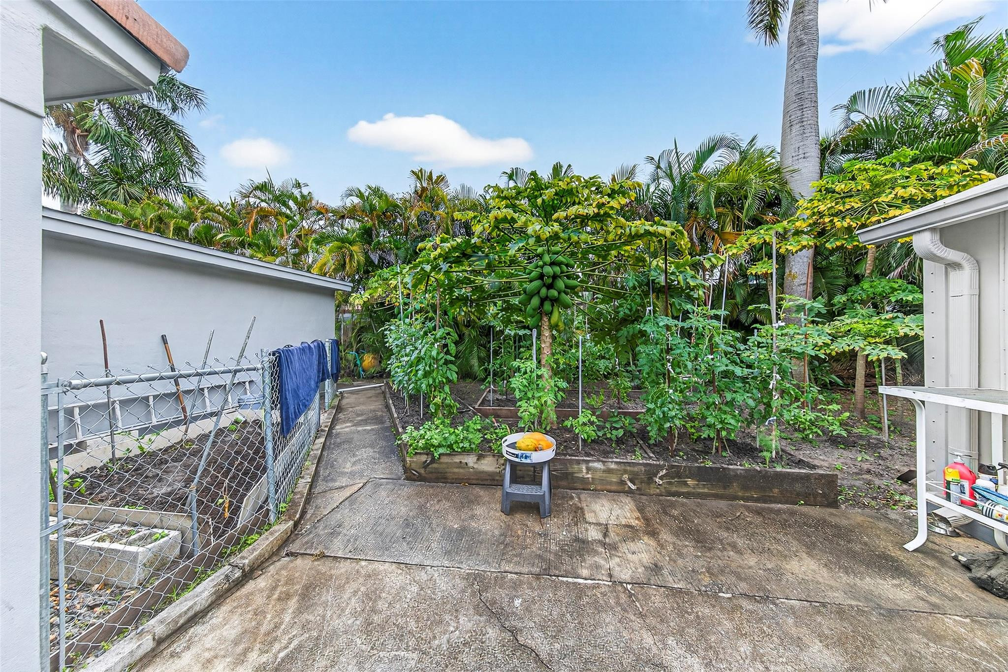 Gulfstream Estates 37-6 B - Residential