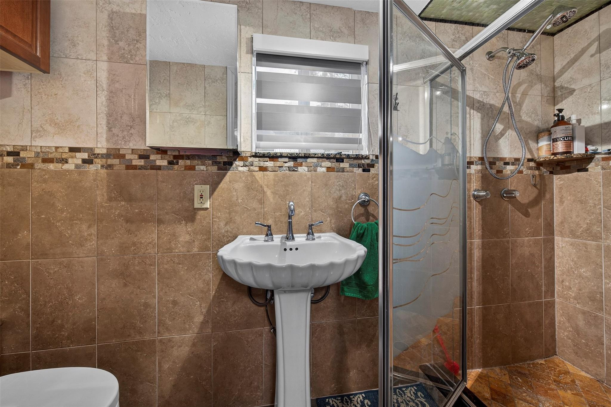 Gulfstream Estates 37-6 B - Residential