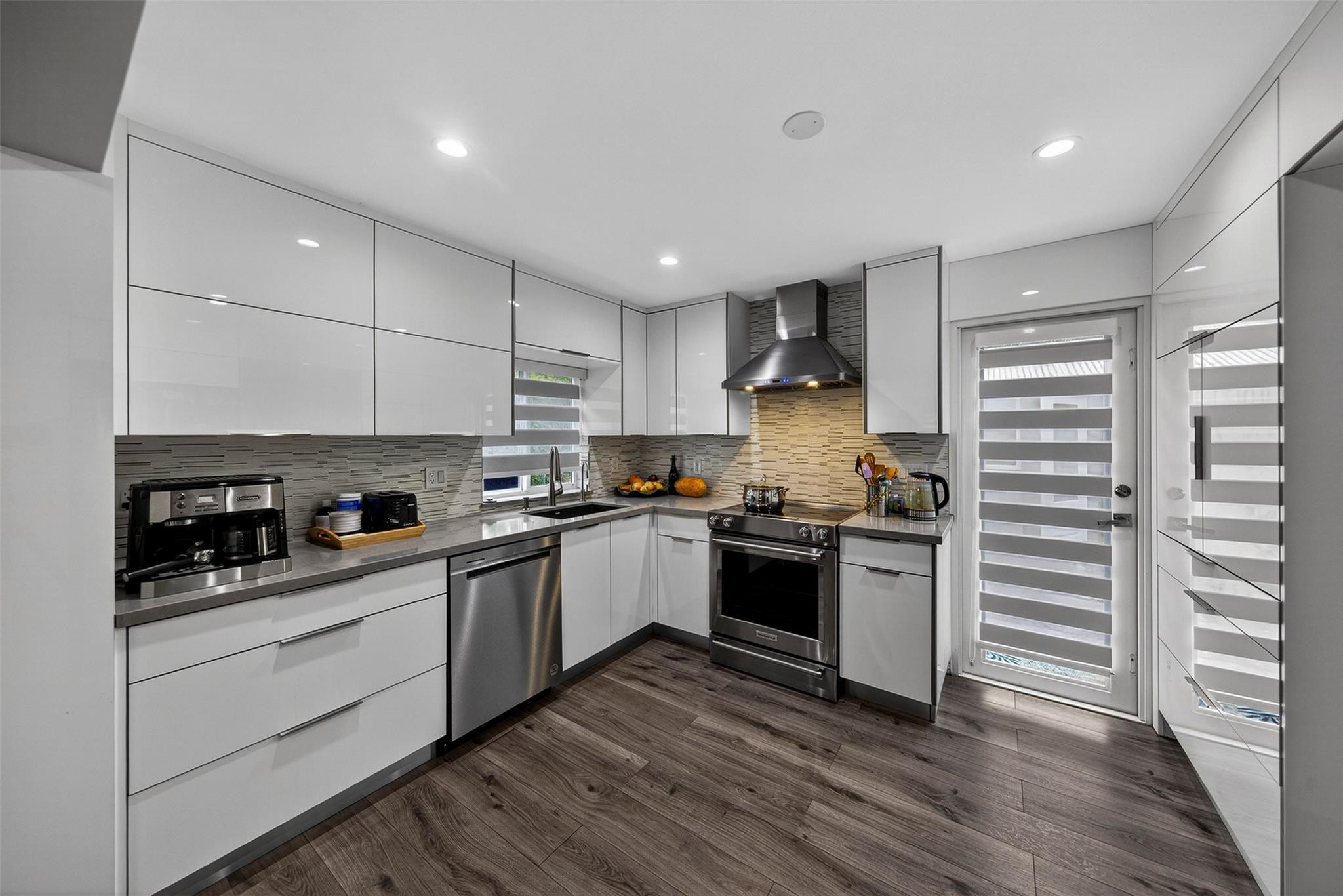 Gulfstream Estates 37-6 B - Residential