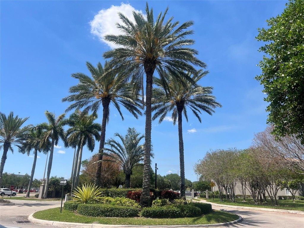 Evergreen Lakes - Residential