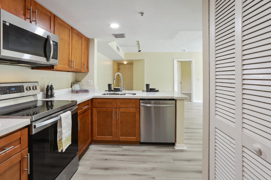 Evergreen Lakes - Residential