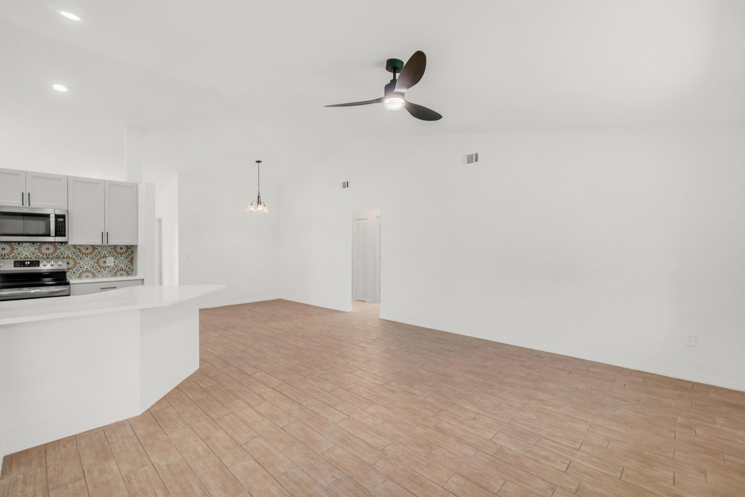 PORT ST LUCIE SECTION 10 - Residential
