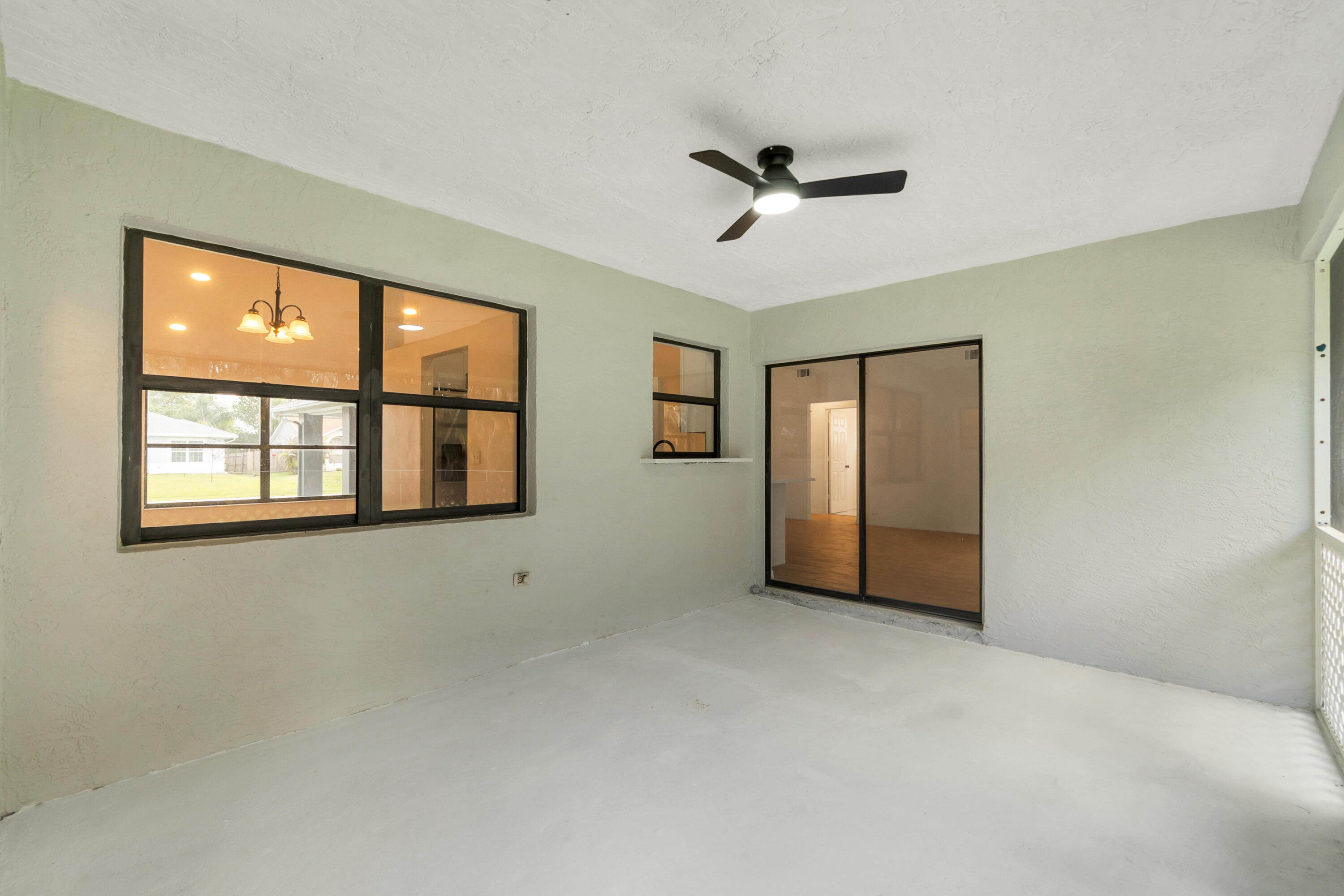 PORT ST LUCIE SECTION 10 - Residential