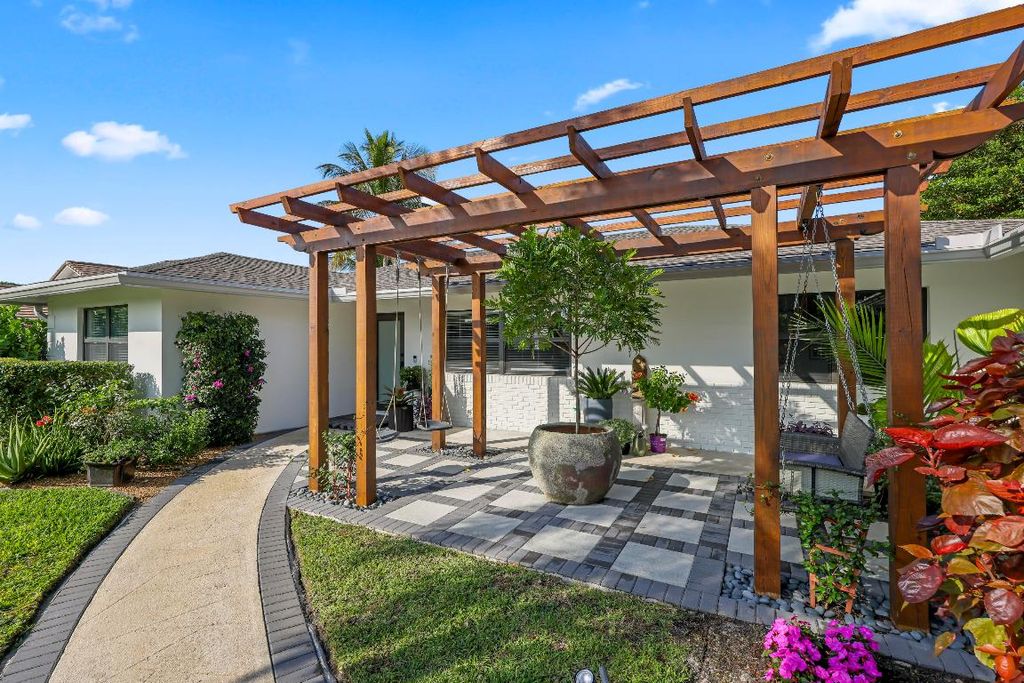 Photo of 3605 S Lake Drive, Boynton Beach, FL 33435 (MLS # R11154799)