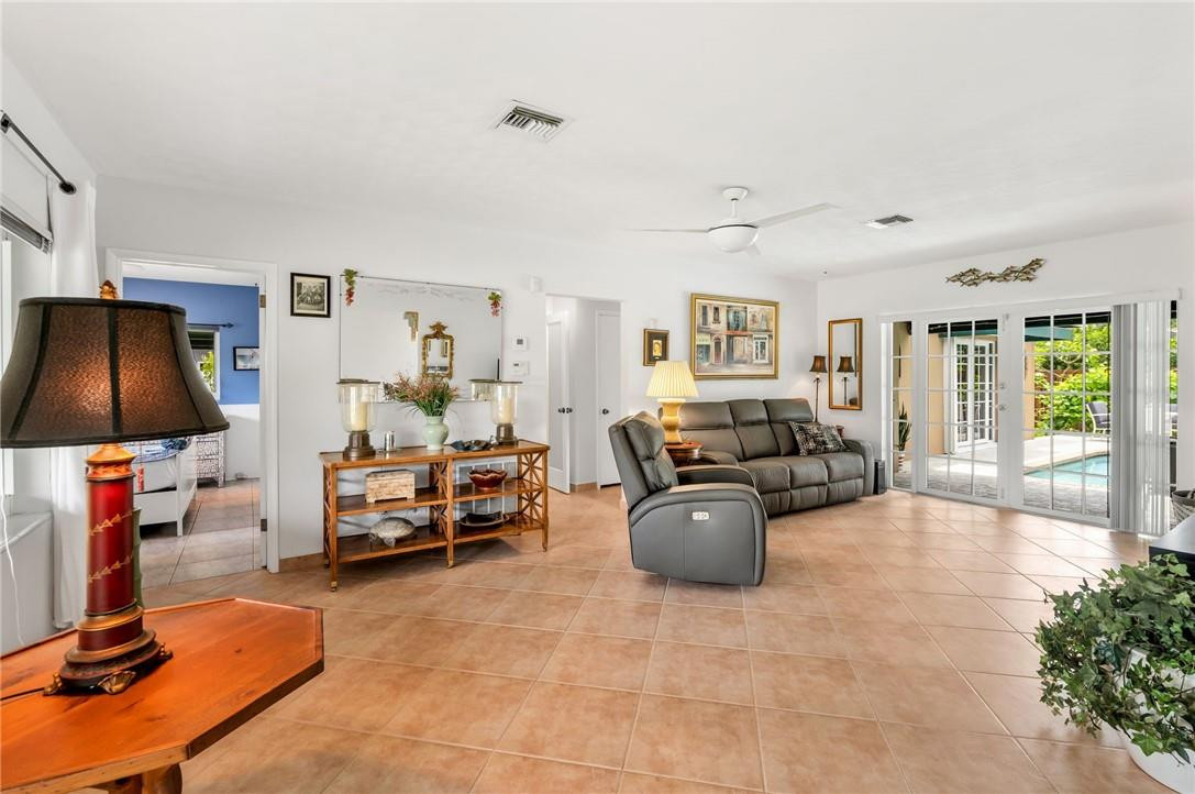 Hillbrook 30-4 B - Residential