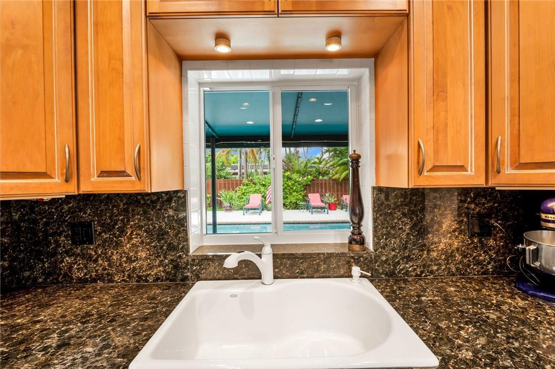 Hillbrook 30-4 B - Residential