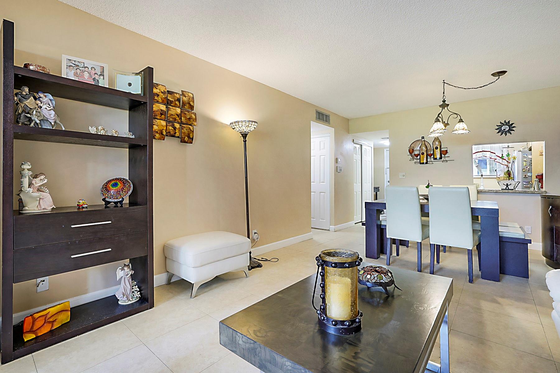 Holiday Springs - Residential