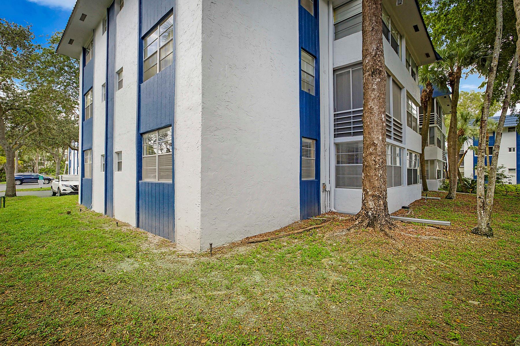 Holiday Springs - Residential