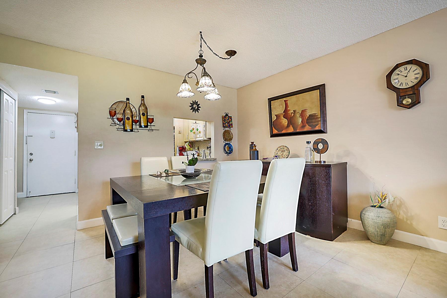 Holiday Springs - Residential