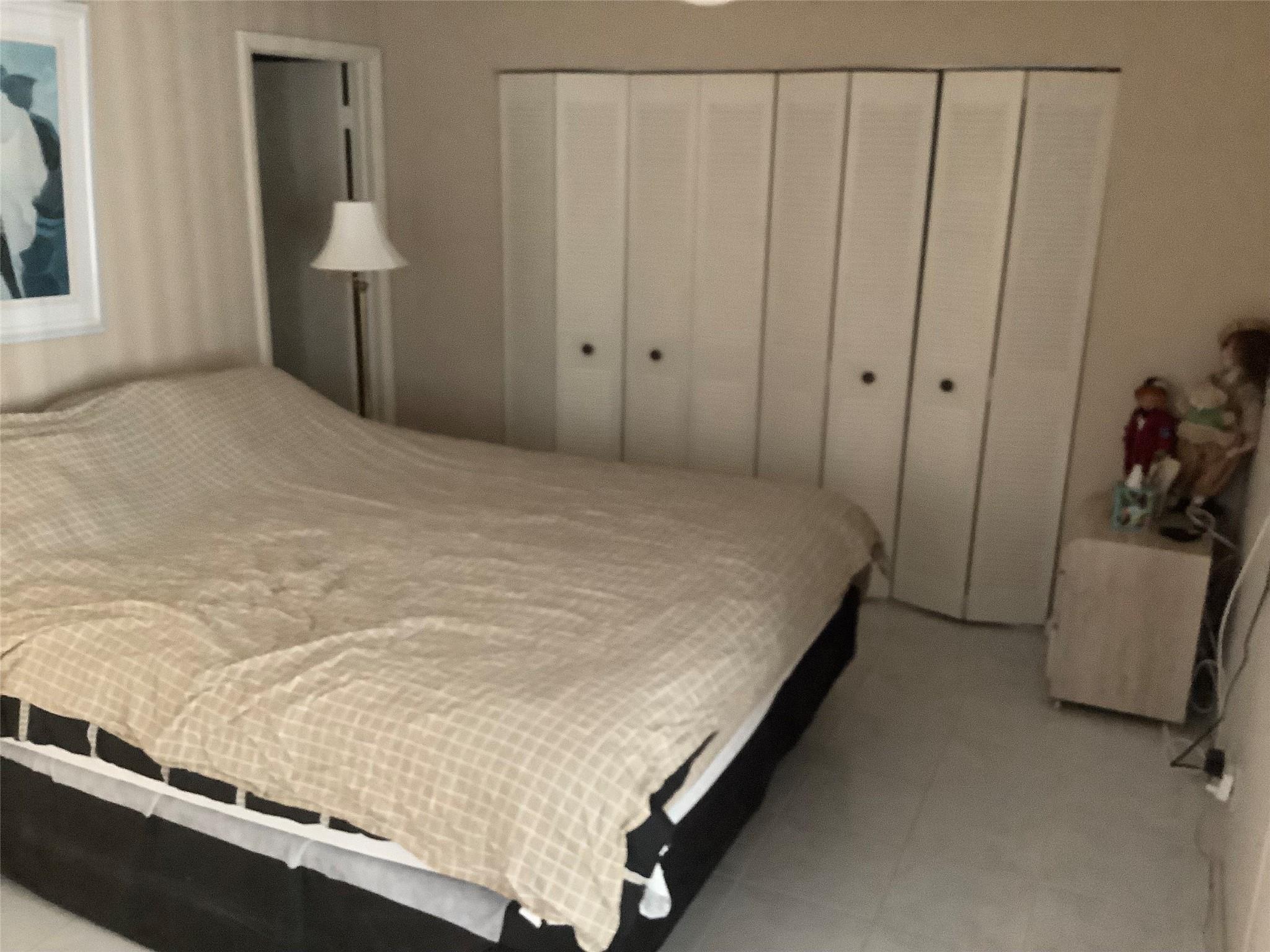 BURGUNDY - Residential