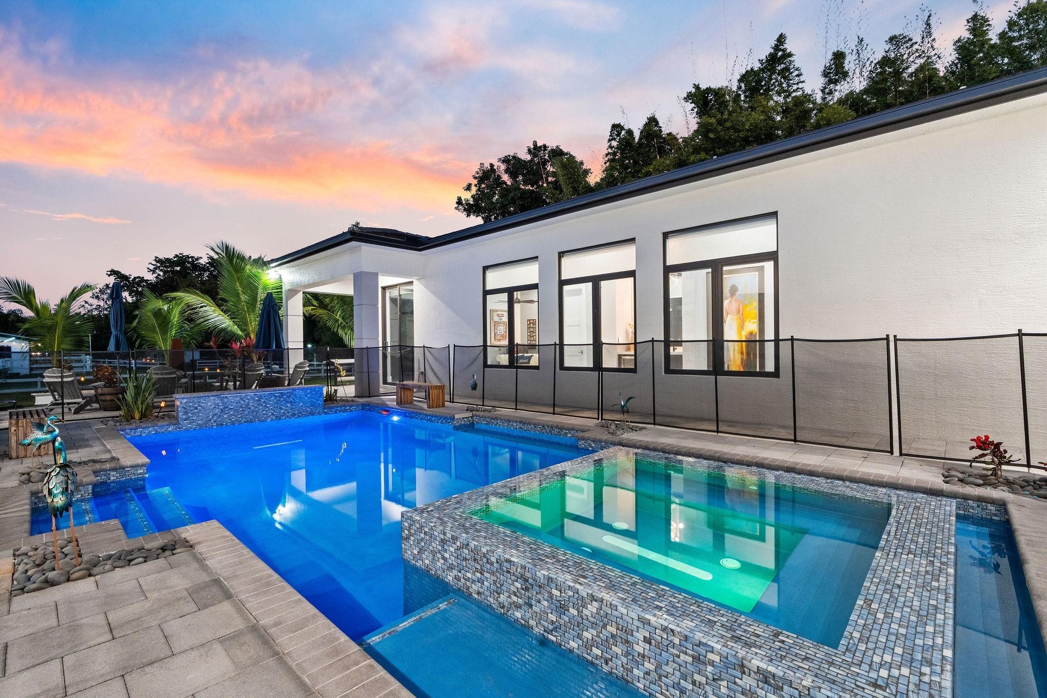 SUNSHINE RANCHES - Residential