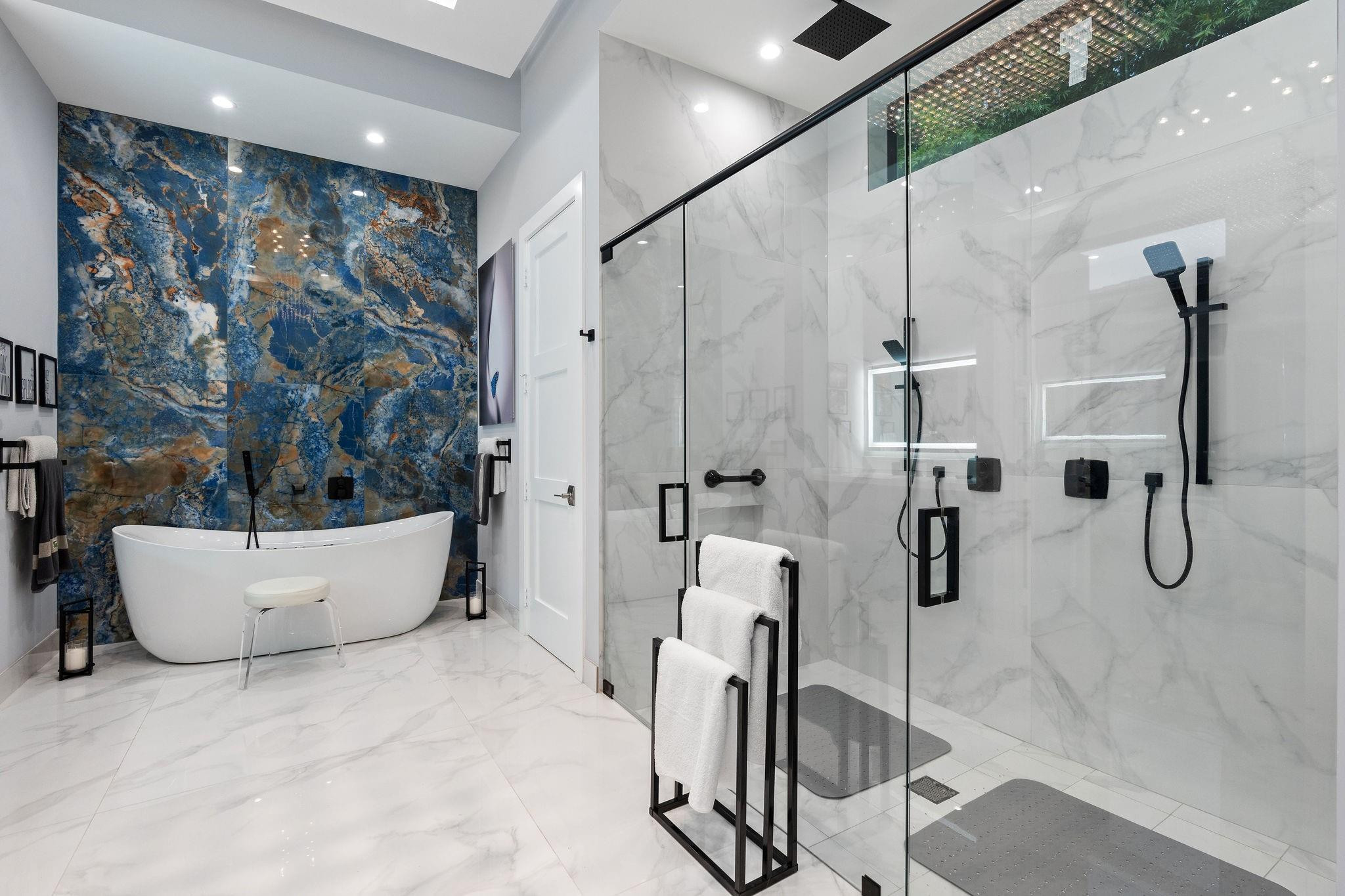 SUNSHINE RANCHES - Residential