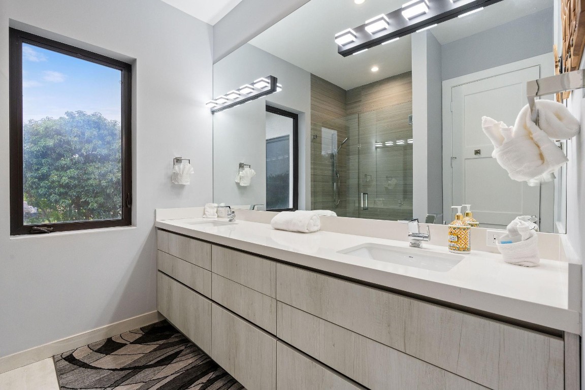 SUNSHINE RANCHES - Residential