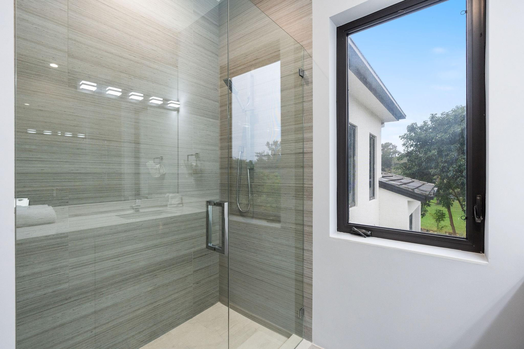 SUNSHINE RANCHES - Residential