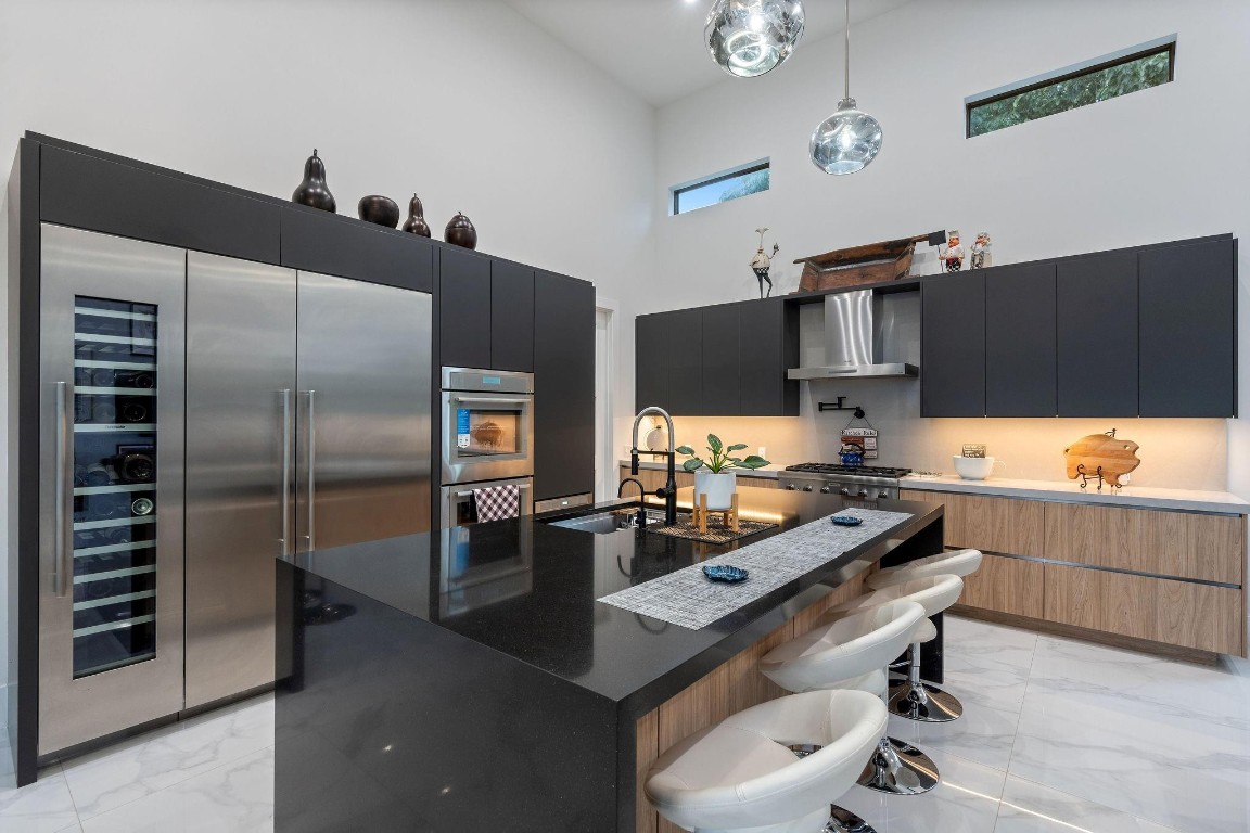 SUNSHINE RANCHES - Residential