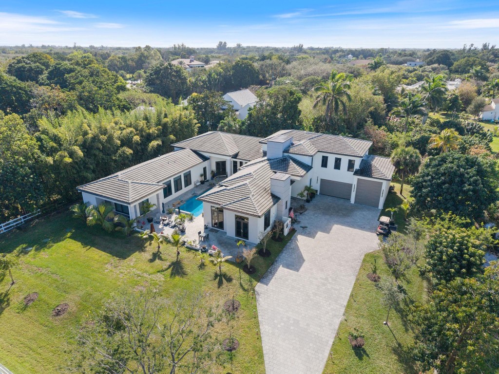 SUNSHINE RANCHES - Residential