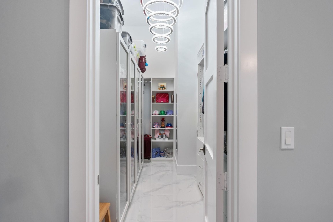 SUNSHINE RANCHES - Residential