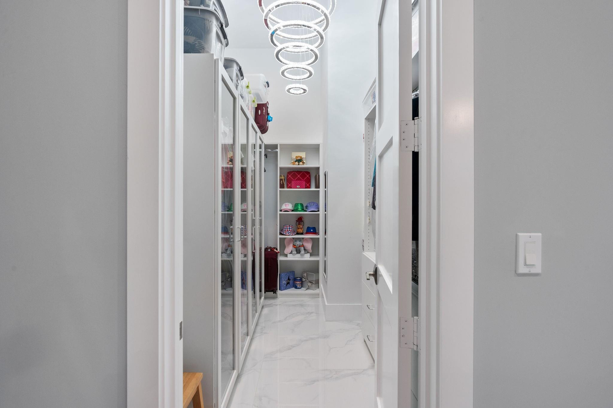 SUNSHINE RANCHES - Residential