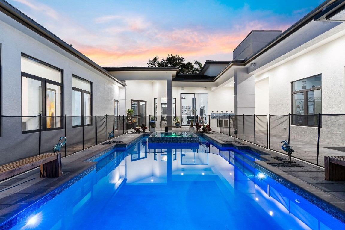 SUNSHINE RANCHES - Residential