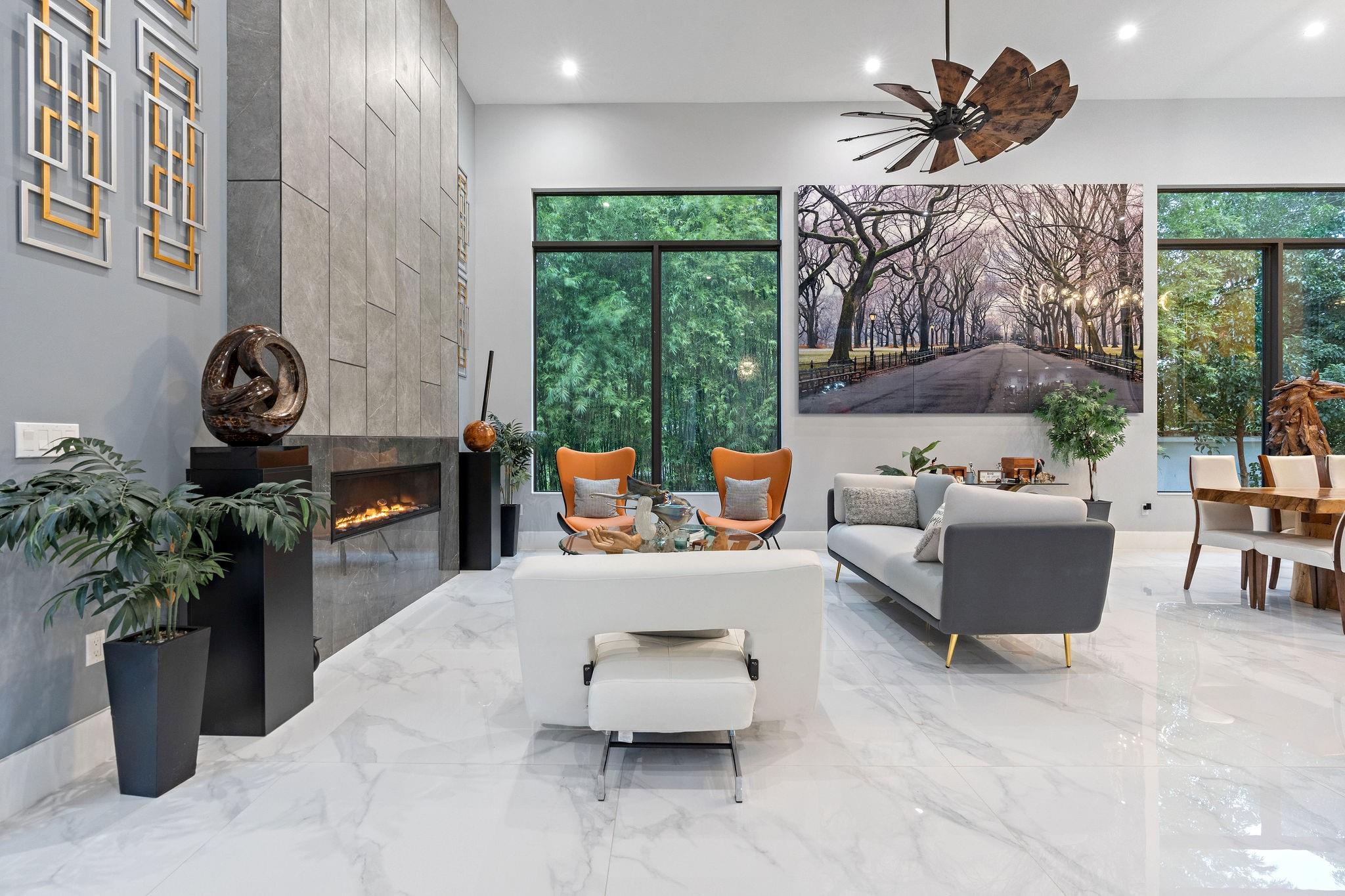 SUNSHINE RANCHES - Residential