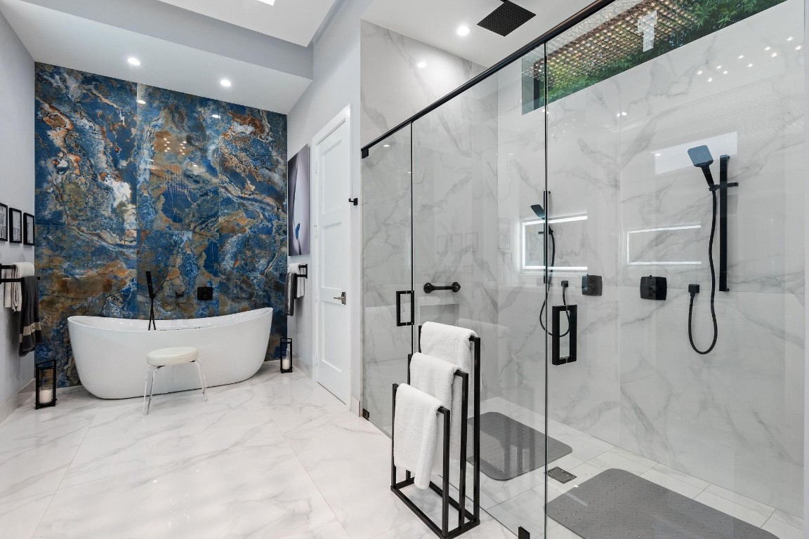 SUNSHINE RANCHES - Residential