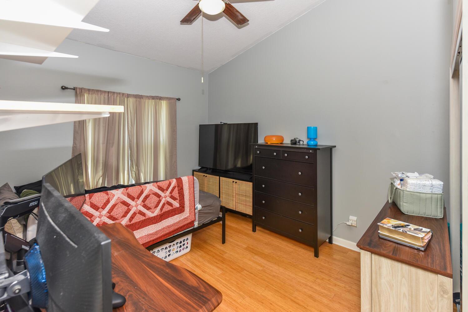 SUGAR PINES - Residential