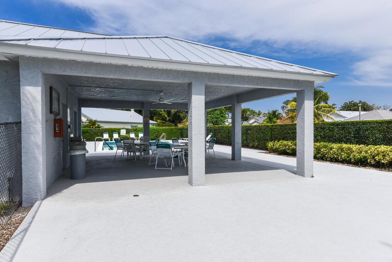 SUGAR PINES - Residential