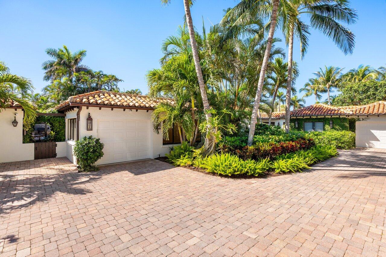 16 Little Pond Road