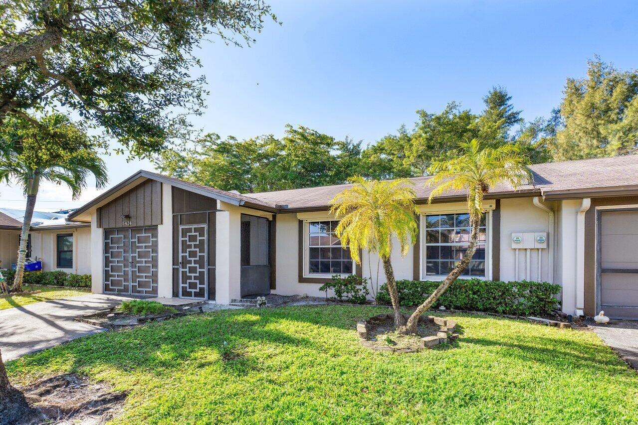 5424 Viburnum Circle