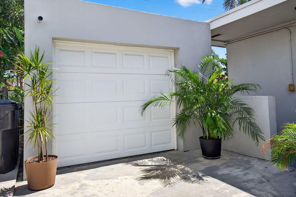 COLLEGE PARK ADD 1 - Residential Lease