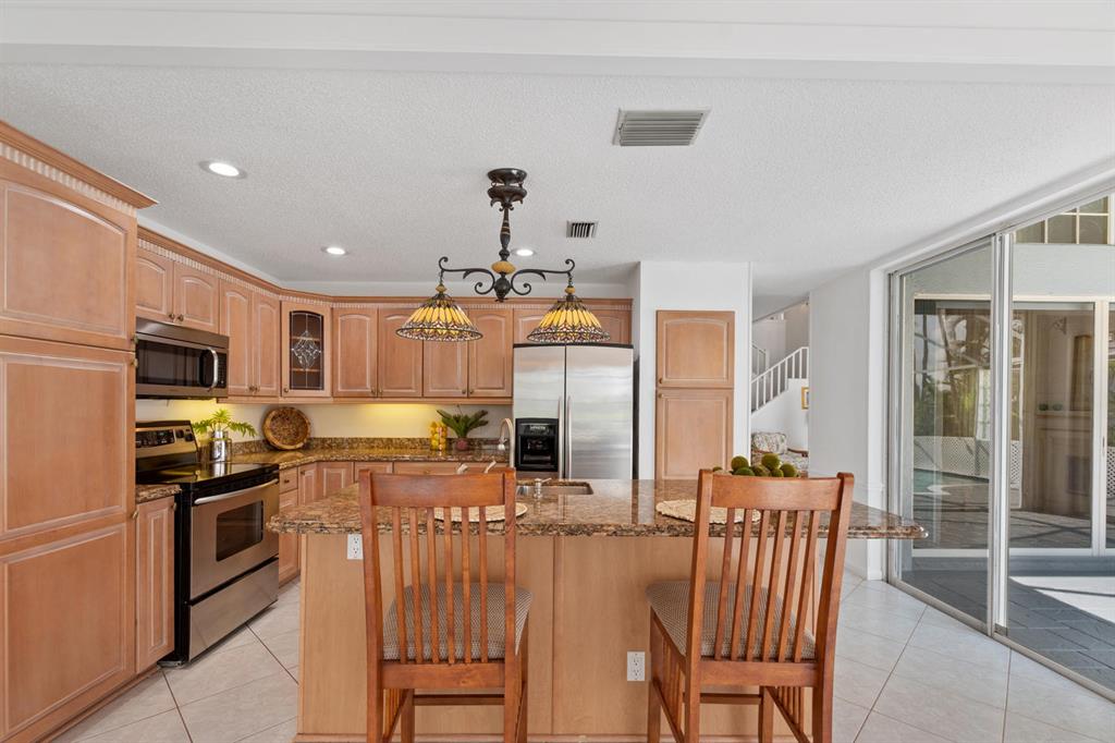 BREAKERS WEST - Residential