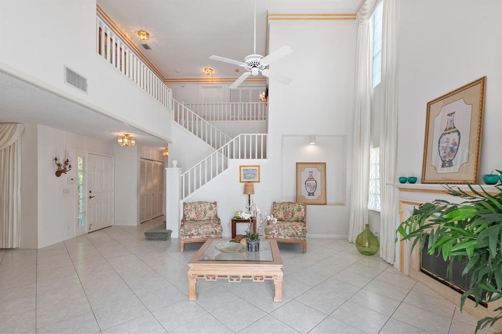 BREAKERS WEST - Residential