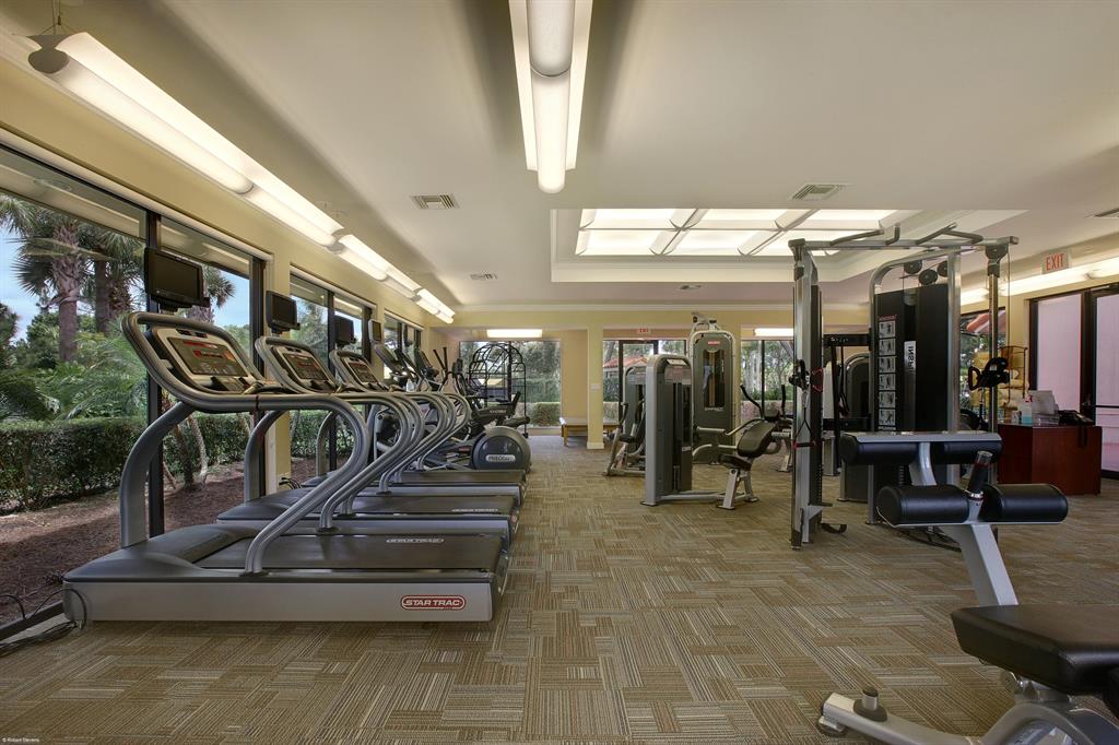 BREAKERS WEST - Residential