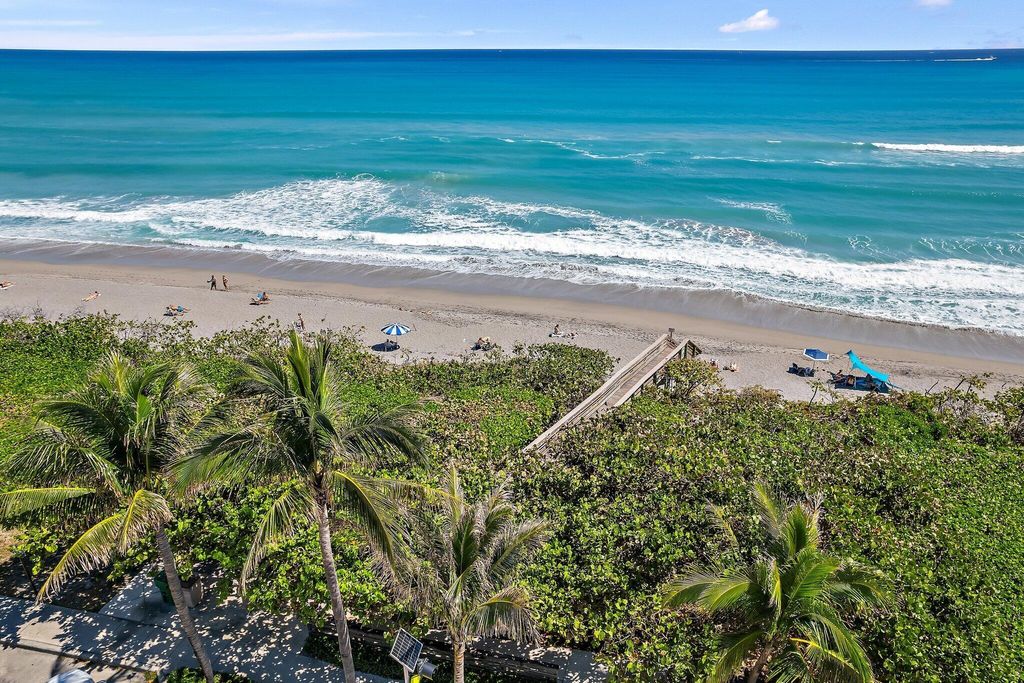 Photo of 1660 S Highway A1a #122, Jupiter, FL 33477 (MLS # R11132447)