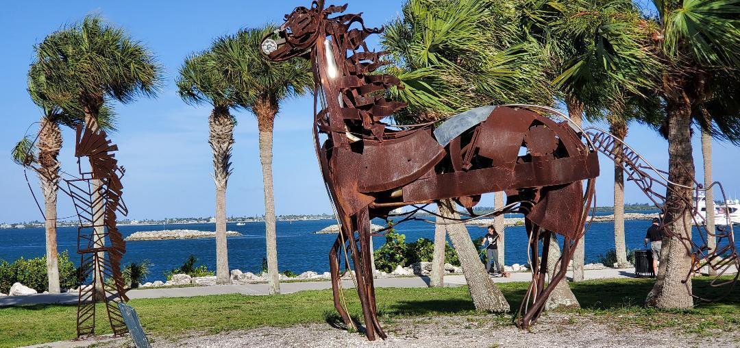 METES AND BOUNDS - Land