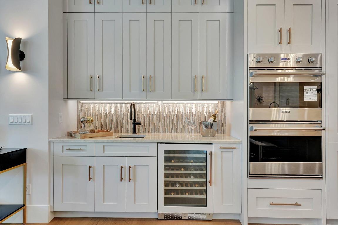 LEWIS SHORE ESTATES 3 - Residential