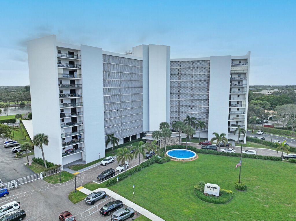 Photo of 336 Golfview Road #1115, North Palm Beach, FL 33408 (MLS # R11057119)