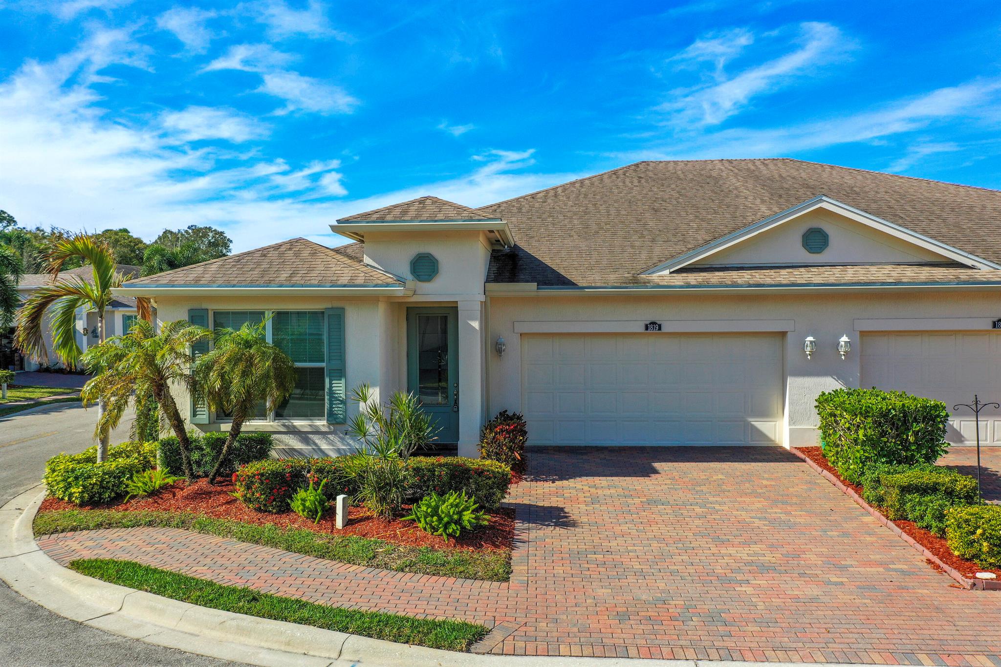 1819 Oak Grove Court