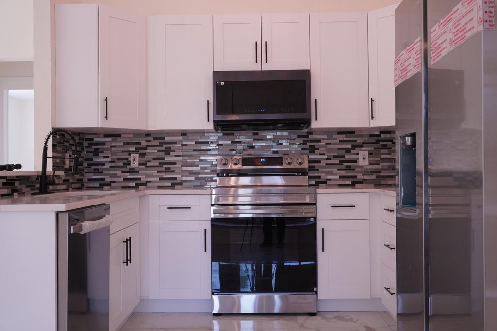 Photo of 1792 SW 84TH Avenue, Miramar, FL 33025 (MLS # B26061282)